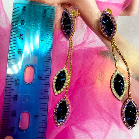 🌟 Long Leaf Drop Purple Rhinestone Earrings - Picture 5 of 5